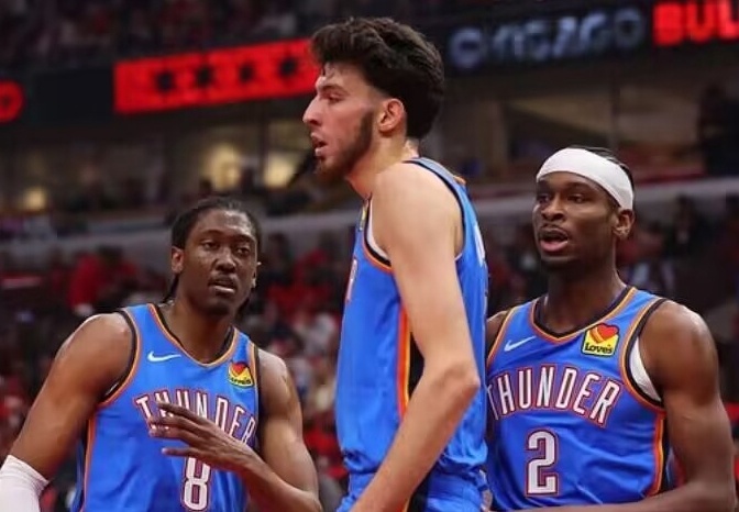 雷霆横扫, 冠形成威胁, 雷霆 雷霆横扫, 冠形成威胁, 雷霆