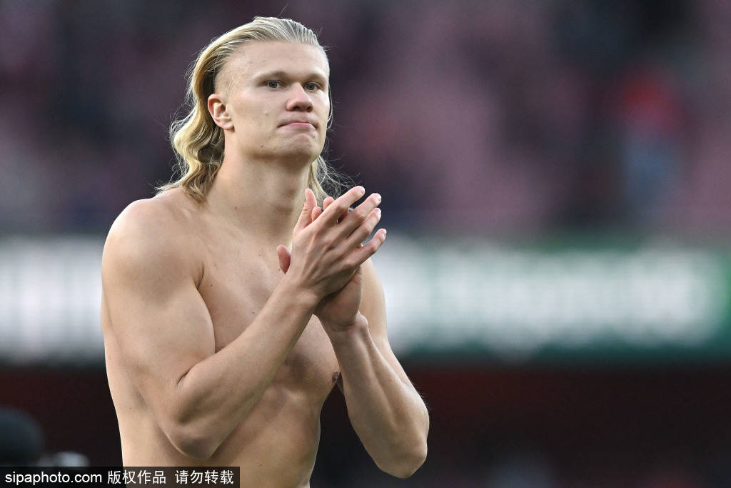 凡的足球天, 史上都是不 凡的足球天, 史上都是不